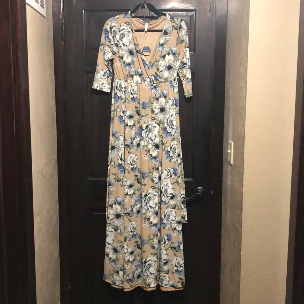 Maternity dress